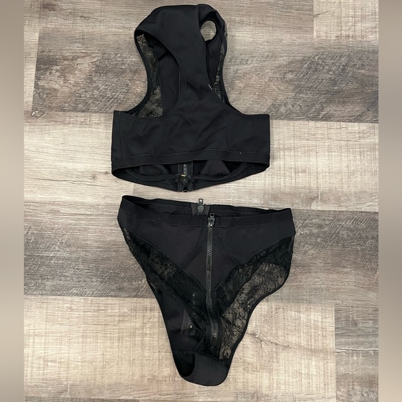 Agent Provocateur Perry Set - Picture 3 of 4